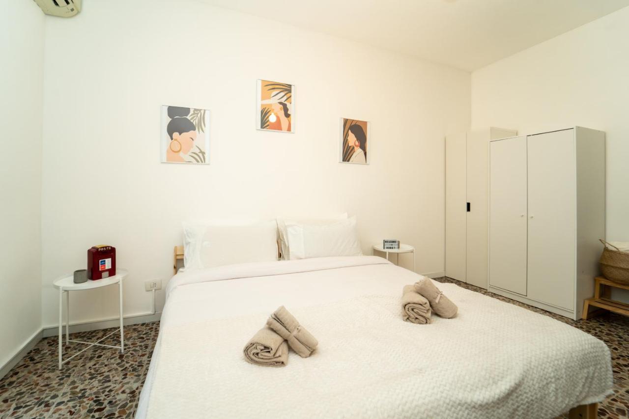 Trilocale Con Parcheggio Privato Apartment มิลาน ภายนอก รูปภาพ